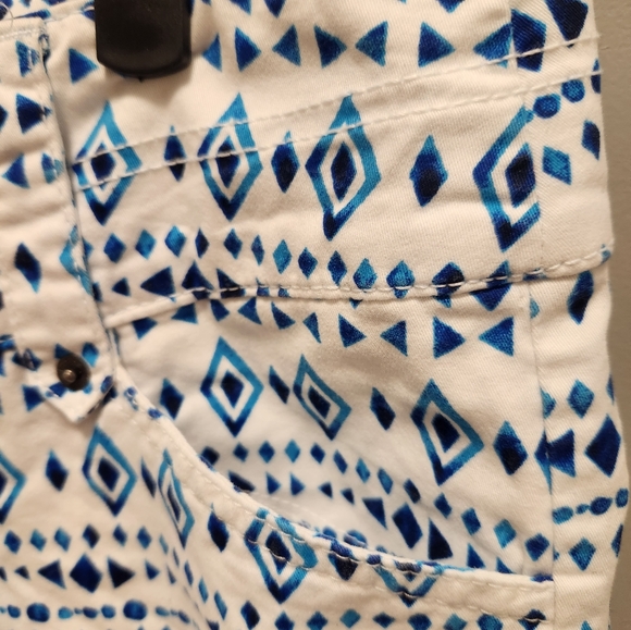 NWOT Womens Shorts Sz 10 - Picture 4 of 6